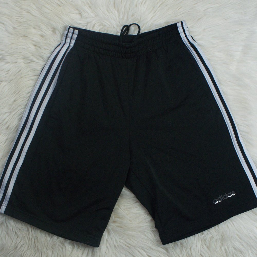 Adidas Men's medium sized shorts
